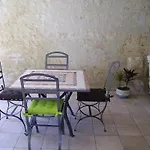 Cosy, Sur Jardin, Terrasse Privee, Parking Au Calme En Rdc Σπίτι διακοπών Gémozac