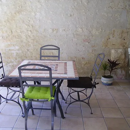 Cosy, Sur Jardin, Terrasse Privee, Parking Au Calme En Rdc בית נופש Gémozac