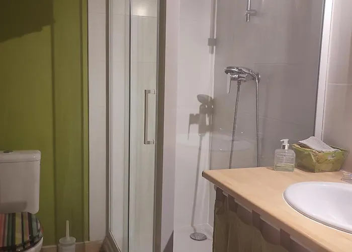 Cosy, Sur Jardin, Terrasse Privee, Parking Au Calme En Rdc بيت للعطل Gémozac