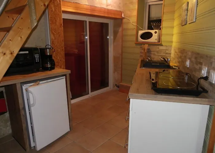 بيت للعطل Cosy, Sur Jardin, Terrasse Privee, Parking Au Calme En Rdc